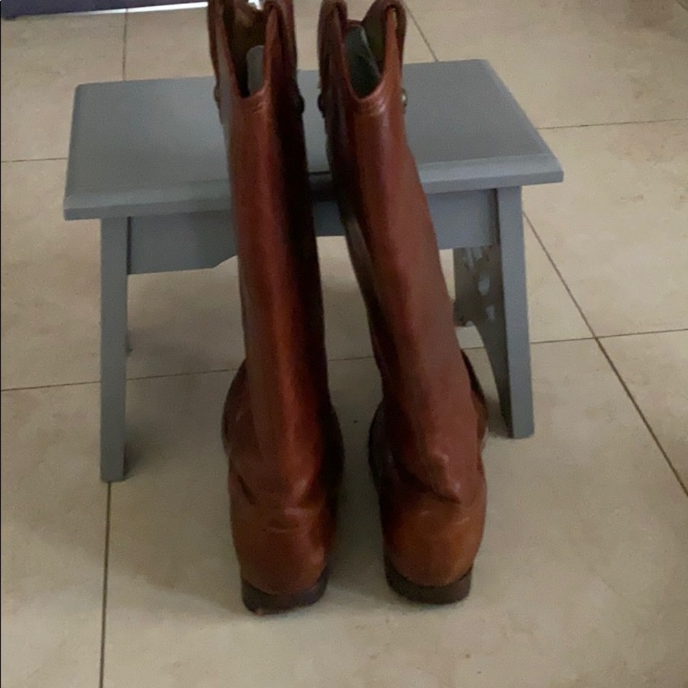 Frye leather Boots , Cognac color , 9B - Picture 3 of 7